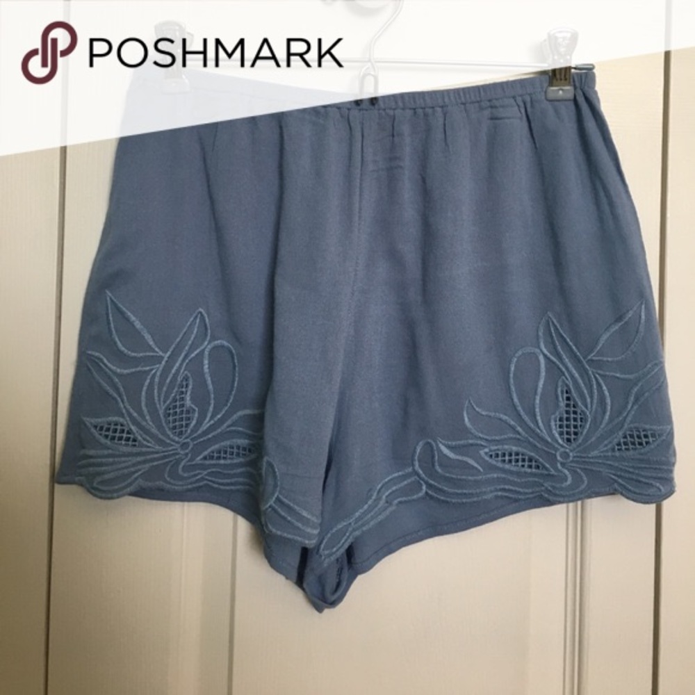 Kendall and Kylie Flowy Shorts